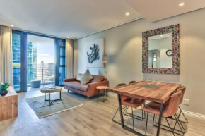 Elegant apartment in the City